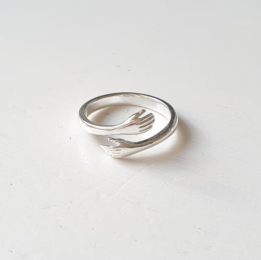 925 Sterling Silver Hug Ringā¤ļø