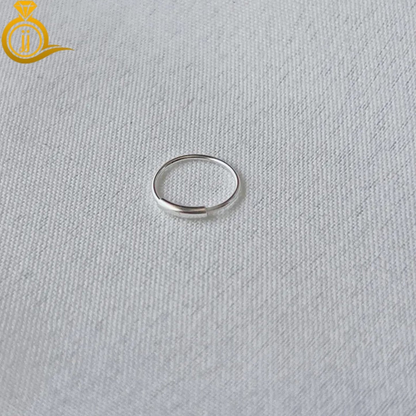 💍 925 Pure Silver (Chandi) Nose Ring